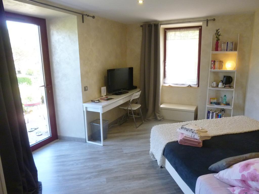 Au Mas De Gamet Bed & Breakfast Theminettes ภายนอก รูปภาพ